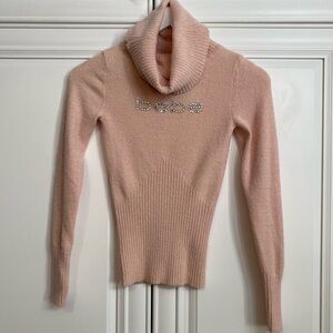 Vtg bebe XS Pink Cowl Neck Long Sleeve Sweater Rhinestones Front “Bebe” Top